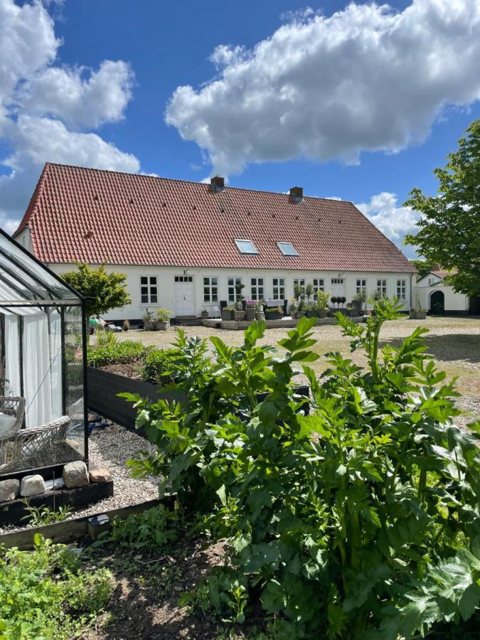 Landligt Ophold Pa Midtgard Apartment Vamdrup Exterior foto